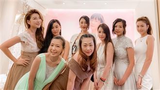 羅霈穎冥誕趴曝光　靈堂唱生日快樂歌