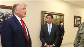 美國總統川普、國防部長艾斯培（Mark Esper）
圖翻攝自U.S. Secretary of Defense臉書