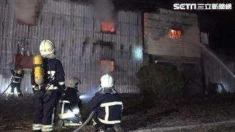 250坪鐵皮倉儲竄火　6住戶急逃生