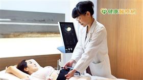 盧靜怡院長表示，「肌肉質量的增加，不只是用來雕塑身材曲線。根據研究指出，身體肌肉的增長也可能改善民眾日常的精神體力、記憶力與普遍的睡眠障礙問題。」