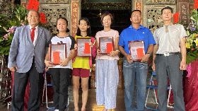 康那香董事長戴榮吉邀好友設獎學金助學