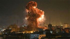 ▲巴勒斯坦對以色列的氣球攻擊造成60起火警。（圖／翻攝自推特）