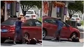 夫帶岳父和大舅子抓姦！小王載妻落跑　踩油門「輾他2次」（圖／翻攝自網易新聞）