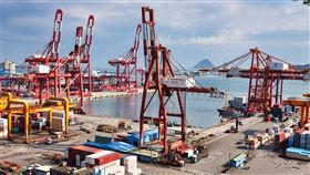 印度等國因武漢肺炎採取部分封城措施，導致需求緊縮，影響台灣前7月對南亞6國出口年減幅度創歷年來最大。（中央社檔案照片）