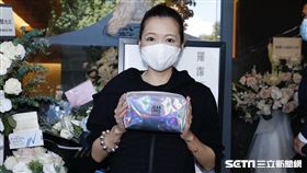 Makiyo特地帶了羅霈穎最愛的化妝品來幫她上妝。（圖／記者林聖凱攝影）