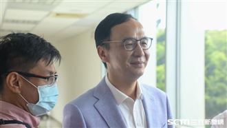 挺黎智英被「鐵藍」罵爆 朱說話了!