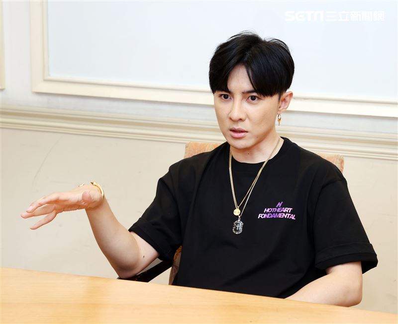 唐禹哲三立新聞網專訪。（記者邱榮吉/攝影）