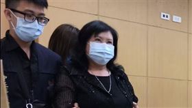 ▲鄭惠中被移送台北地檢署複訊。（圖／記者楊佩琪攝）