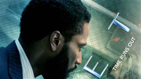 天能,克里斯多夫諾蘭,約翰大衛華盛頓,羅伯派汀森　圖／華納提供