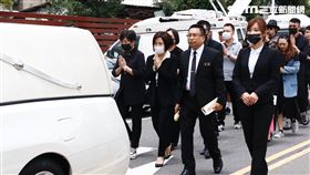 羅霈穎告別式 靈車 移靈二殯