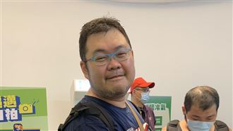 四叉貓到陳其邁總部　要韓好好加油