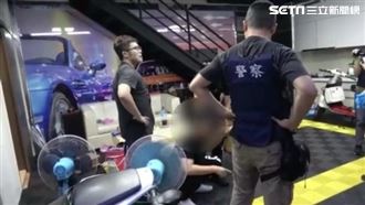 角頭兒心虛狂瞄愛車　警一搜赫見槍毒