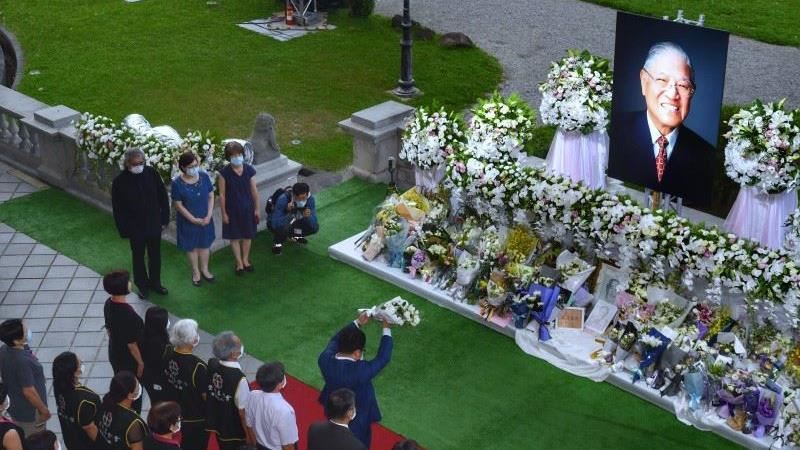李登輝追思會結束開放…逾4萬人悼念