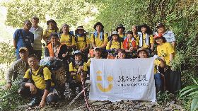 完成陳爸遺願  書屋孩子勇闖小鬼湖（