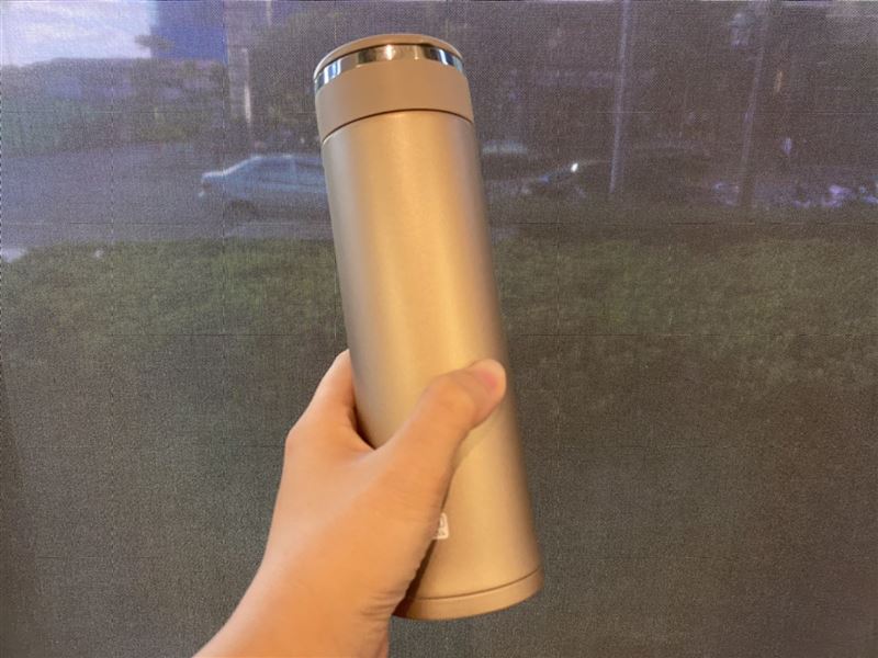 追求健康與環保，越來越多人會隨身攜帶保溫杯。（示意圖／資料照）