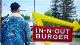 CBA／回美第一餐！豪奔愛店嗑漢堡 CBA,林書豪,北京首鋼,美國,加州,漢堡,In-N-Out 翻攝自林書豪IG