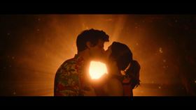 棕櫚泉不思議,七夕,情人節,學生,情侶,打啵　圖／車庫娛樂提供