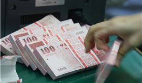 金管會統計，截至8月11日共有遠東銀行、安泰銀行、華南銀行及永豐銀行共4家國銀對康友辦理授信，合計達新台幣8億5900萬元。（中央社檔案照片）