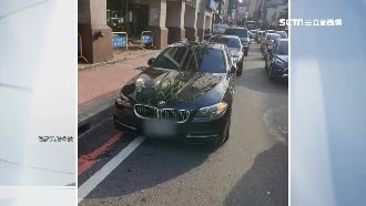 藍委座車擋道　綠委酸：開會選醫院？
