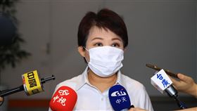 經濟部擬修限電辦法　盧秀燕建議降低備轉容量經濟部擬修正「電源不足時期限制用電辦法」納入戰爭、天災與政治等因素，台中市長盧秀燕18日表示，中央應考慮降低電力備轉容量。中央社記者郝雪卿攝　109年8月18日