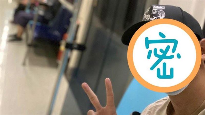 又有男神搭捷運沒人知　脫口罩網暴動