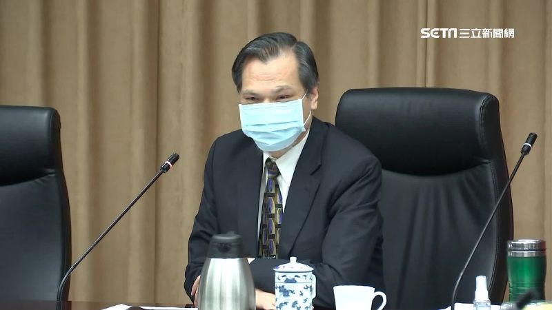 兼顧防疫需求　「小明」研擬分批回台