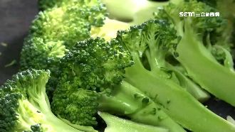 鹽酥雞客製化　買生花菜老闆「包軌」