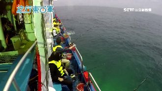 廚師隨船料理「現釣現吃」　民眾搶翻