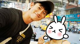 吳慷仁被牛排女孩搭訕！主動討拍1暖舉 羨炸粉絲。（圖／翻攝自吳慷仁臉書）