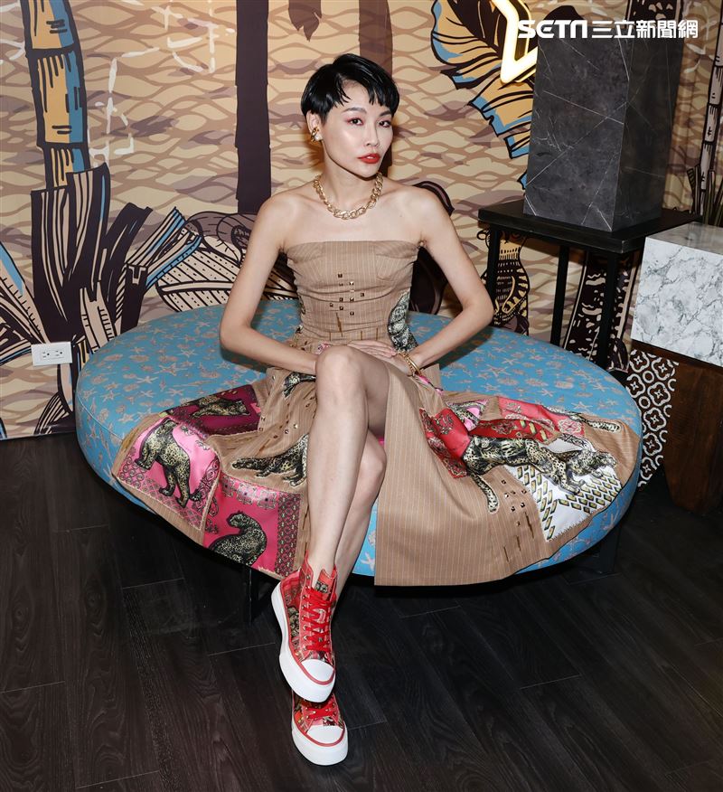 造型師JUDY三立新聞網專訪。（記者邱榮吉/攝影）