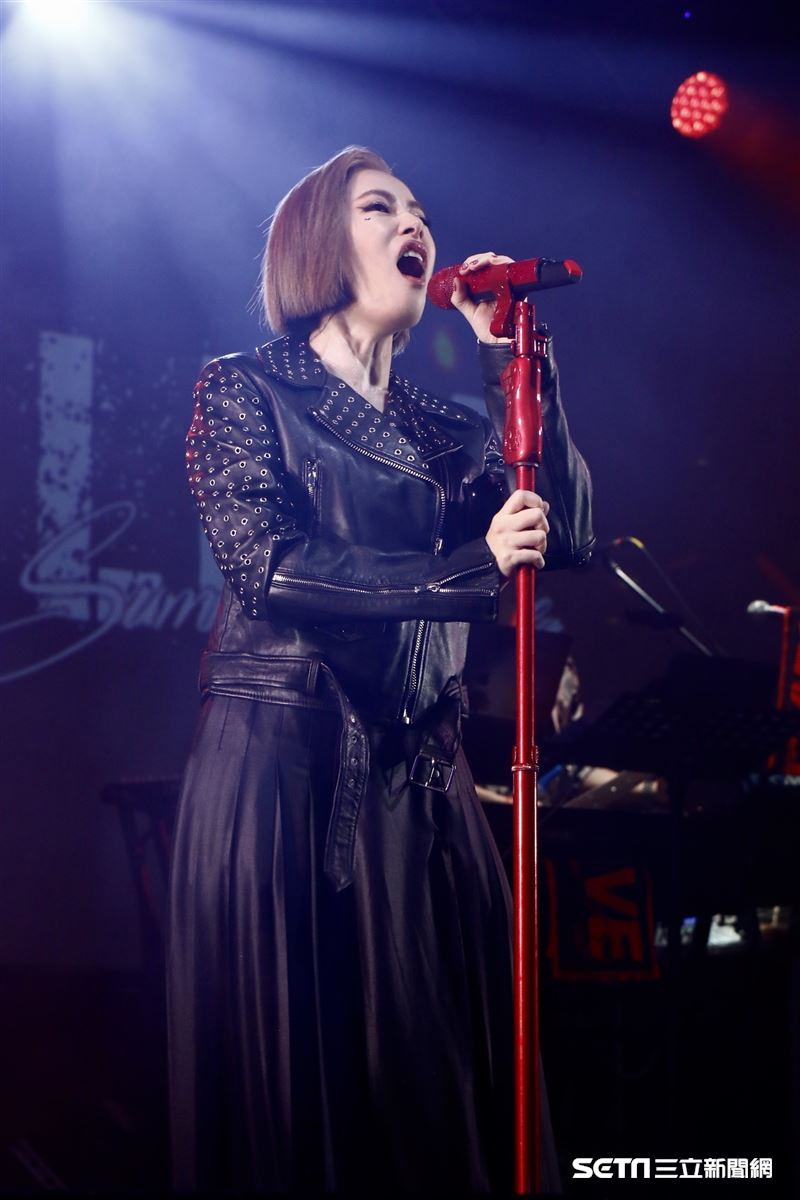 徐懷鈺舉辦首場《你約我在夏天見面》演唱會。（圖／記者林聖凱攝影）