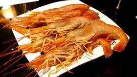 天使紅蝦,白蝦,吃到飽,過譽(翻攝自 爆怨公社)