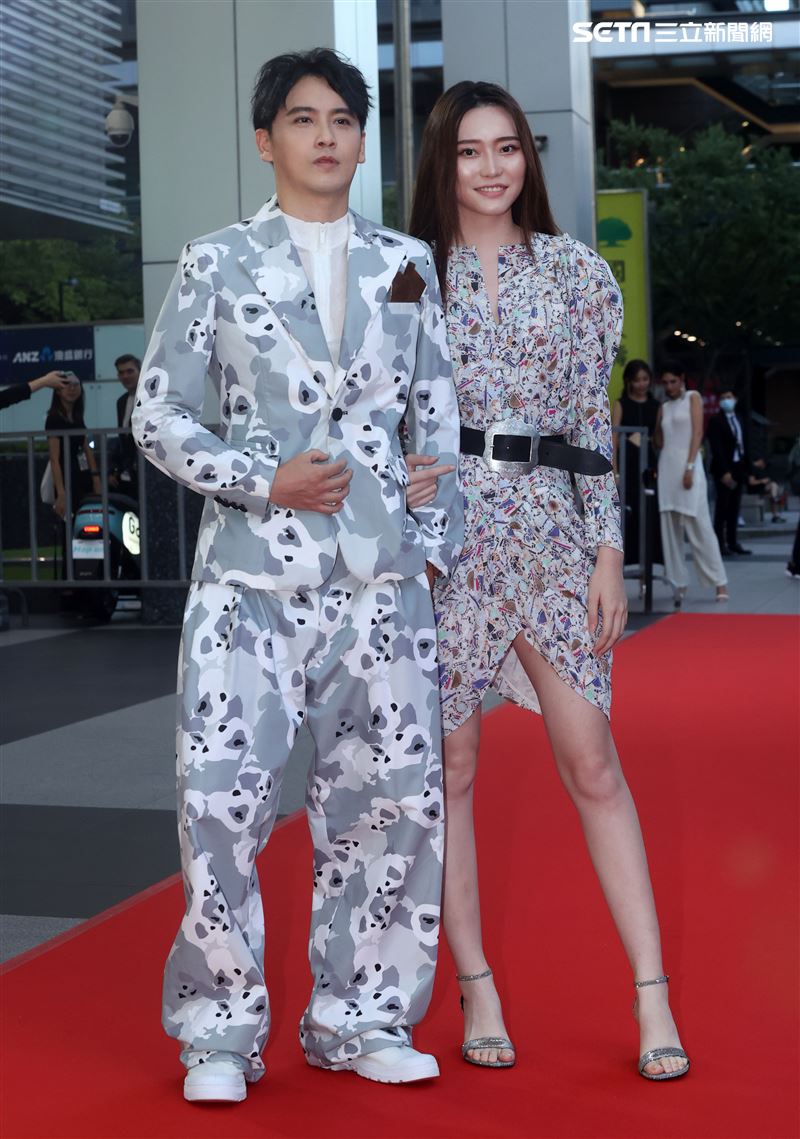 陳德修、張采寧出席微風信義榮耀再現之夜。（記者邱榮吉/攝影）