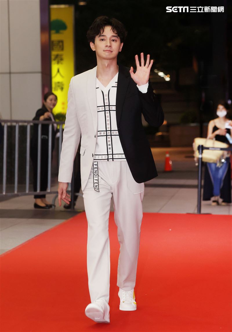 張軒睿出席微風信義榮耀再現之夜。（記者邱榮吉/攝影）