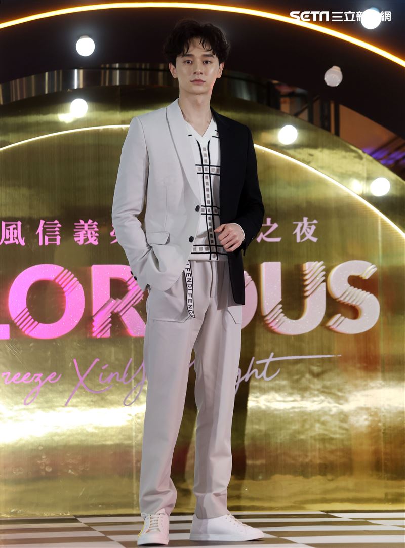 張軒睿出席微風信義榮耀再現之夜。（記者邱榮吉/攝影）