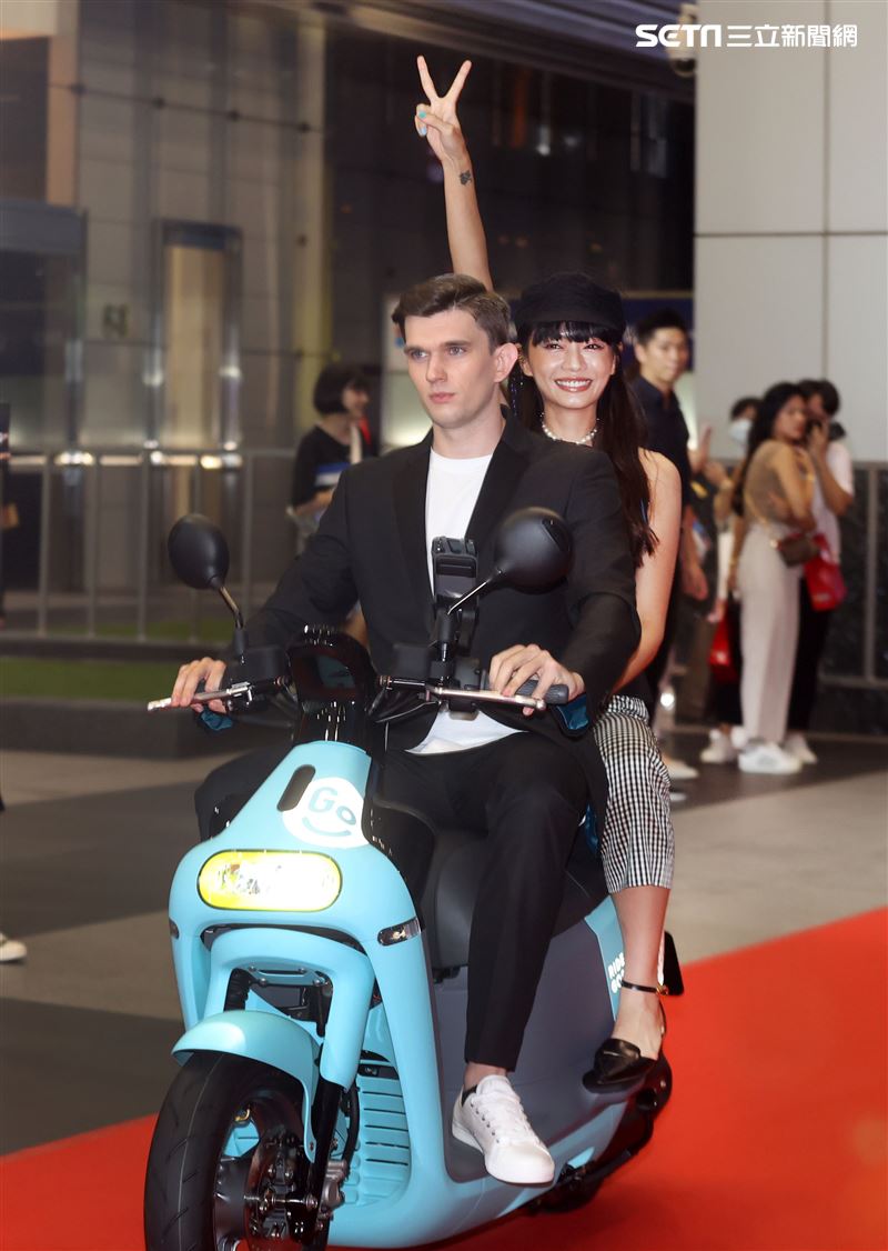 郭源元出席微風信義榮耀再現之夜。（記者邱榮吉/攝影）