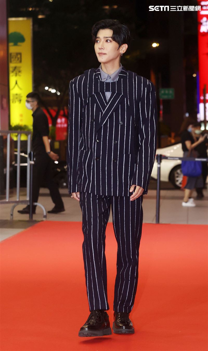 畢書盡Bii出席微風信義榮耀再現之夜。（記者邱榮吉/攝影）