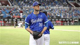 ▲富邦悍將先發投手羅力。（圖／記者劉彥池攝影）
