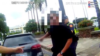 員警遇酒醉男持刀攻擊　驚險實錄曝光