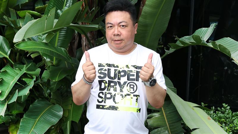 獨／直播日賺百萬　董至成揭5大秘辛