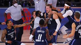 NBA／43分大三元！金童絕殺快艇 NBA,季後賽,達拉斯獨行俠,Luka Doncic,絕殺,洛杉磯快艇 翻攝自推特