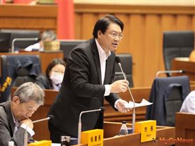 推動輕軌捷運，林右昌：匍匐前進、用心良苦，盼各界珍惜目前成果（圖／基隆市政府）