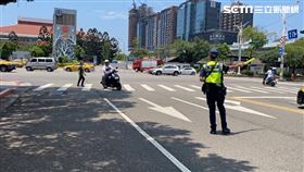 台北,交通,警察,路口,　翻攝畫面