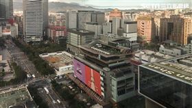 百貨,商場。（圖／記者陳韋帆攝影）