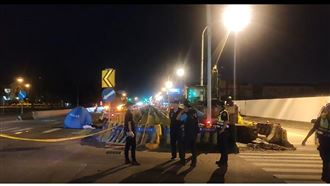 女大生被曳引車輾斃　驚悚瞬間曝光