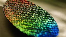 為了加速半導體研發，從美國的禁令中突圍，據傳中國公司積極向韓國半導體人才招手，首波鎖定三星電子和SK海力士。（圖取自維基共享資源，版權屬公有領域）