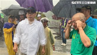 取消北上坐鎮高雄!陳其邁大雨中勘災