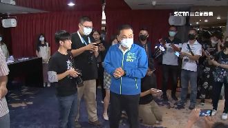 為了更上一層樓？侯宴請新北藍綠立委