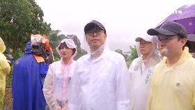 f高雄等大雨1200