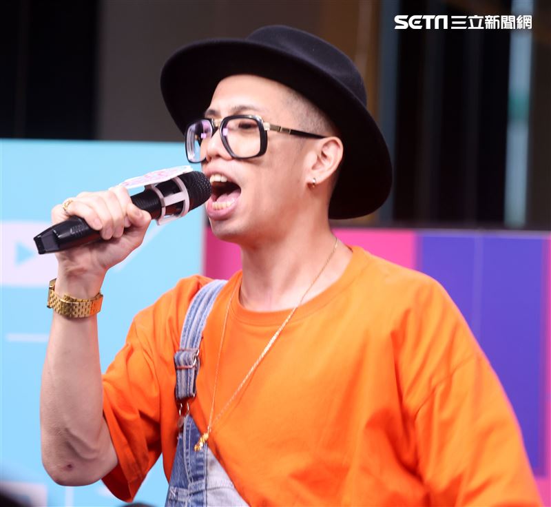 呂士軒安安大明星(唱片宣傳) 。（記者邱榮吉/攝影）